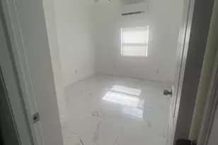 8550 Taft St, Pembroke Pines, FL 33024 - Photo 14