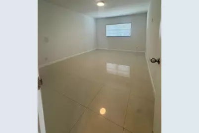 3711  Van Buren St, Unit #9, Hollywood, FL 33021 - Photo 8