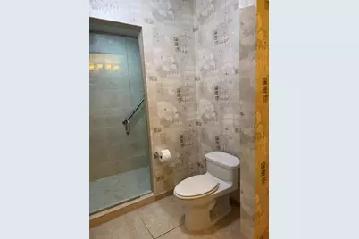 16135  Emerald Estates Dr, Unit #261, Weston, FL 33331 - Photo 18