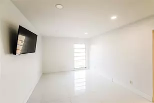 6609 NW 80th Ct, Tamarac, FL 33321 - Photo 6