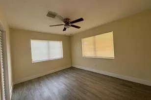 6817 SW 10th St, Pembroke Pines, FL 33023 - Photo 20