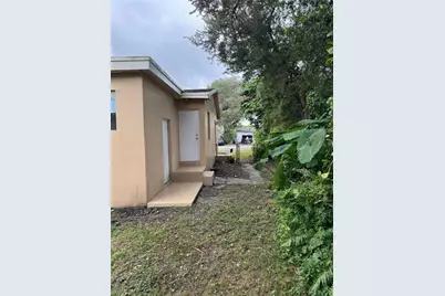 6817 SW 10th St, Pembroke Pines, FL 33023 - Photo 24