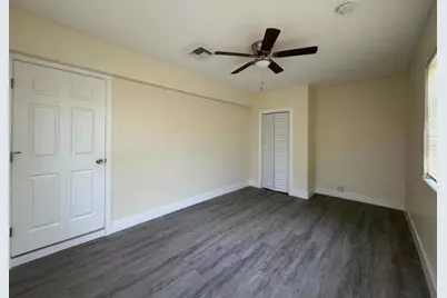 6817 SW 10th St, Pembroke Pines, FL 33023 - Photo 14