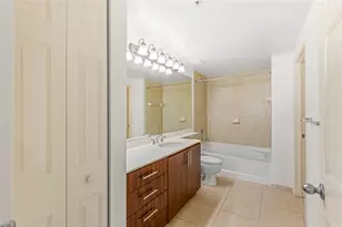 2421 NE 65th St, Fort Lauderdale, FL 33308 - Photo 14