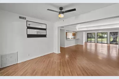 6104  White Oak Ln, Tamarac, FL 33319 - Photo 8