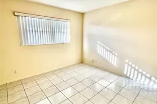 1000 NE 14th Ave, Hallandale Beach, FL 33009 - Photo 20