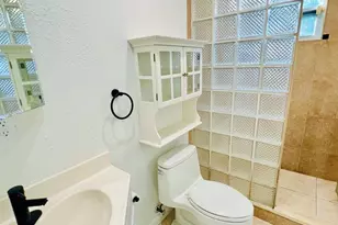 3316 NW 33rd Ct, Lauderdale Lakes, FL 33309 - Photo 10