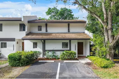 19986 NE 5th Ct, Unit #4D, Miami, FL 33179 - Photo 1