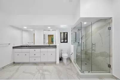 19986 NE 5th Ct, Unit #4D, Miami, FL 33179 - Photo 26