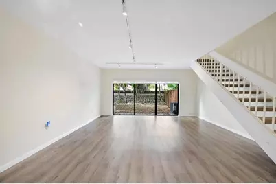 19986 NE 5th Ct, Unit #4D, Miami, FL 33179 - Photo 14