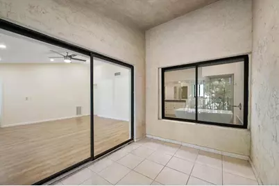 19986 NE 5th Ct, Unit #4D, Miami, FL 33179 - Photo 32