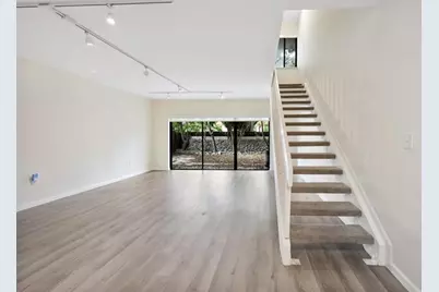 19986 NE 5th Ct, Unit #4D, Miami, FL 33179 - Photo 6