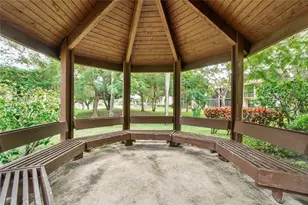 2289 SW 15th St, Deerfield Beach, FL 33442 - Photo 30