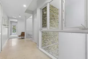 302 NE 8th Ave, Fort Lauderdale, FL 33301 - Photo 22