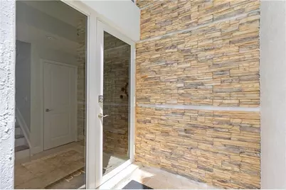 302 NE 8th Ave, Unit #0, Fort Lauderdale, FL 33301 - Photo 8