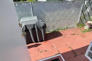 2325 Garfield St, Hollywood, FL 33020 - Photo 14