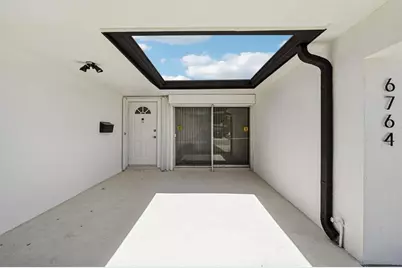 6764  Dogwood Dr, Miramar, FL 33023 - Photo 2