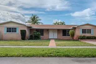 21304 NE 19th Ct, Miami, FL 33179 - Photo 4