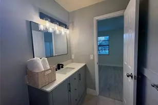 1452 N Mangonia Dr, West Palm Beach, FL 33401 - Photo 14