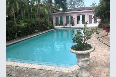 3755  Royal Palm Ave, Miami Beach, FL 33140 - Photo 2