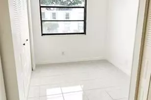 7311 NW 18th St, Margate, FL 33063 - Photo 6