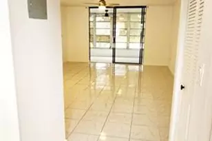 7311 NW 18th St, Margate, FL 33063 - Photo 8