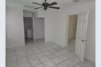 7708 SW 9th St, North Lauderdale, FL 33068 - Photo 4