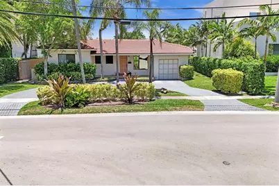 12900 N Bayshore Dr, North Miami, FL 33181 - Photo 4