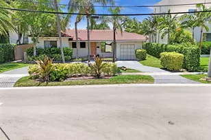 12900 N Bayshore Dr, North Miami, FL 33181 - Photo 4