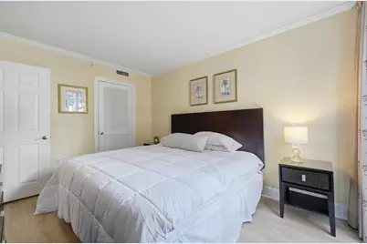 2951 S Bayshore Dr, Unit #315, Miami, FL 33133 - Photo 24