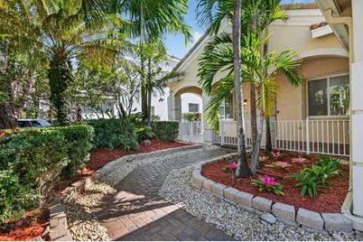 1012  Fairfield Meadows Dr, Weston, FL 33327 - Photo 10