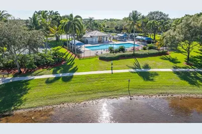 1012  Fairfield Meadows Dr, Weston, FL 33327 - Photo 76