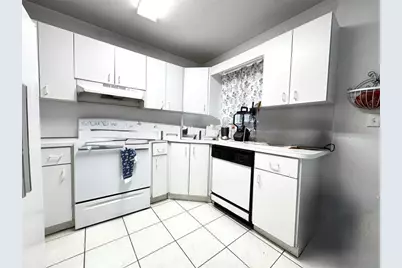 6951 W 29th Ave, Unit #206, Hialeah, FL 33018 - Photo 6