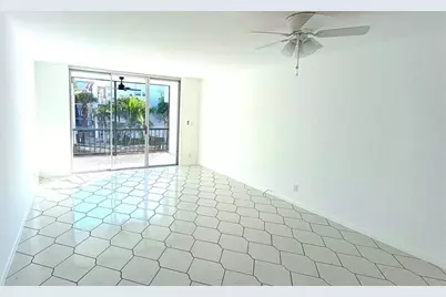 777 S Federal Hwy, Unit #M203, Pompano Beach, FL 33062 - Photo 4