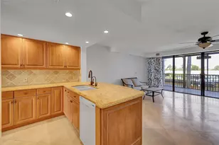 1100 SE 5th Ct, Pompano Beach, FL 33060 - Photo 6