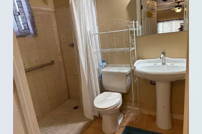 4200 SW 26th St, West Park, FL 33023 - Photo 14