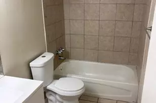 411 Executive Center Dr, West Palm Beach, FL 33401 - Photo 6