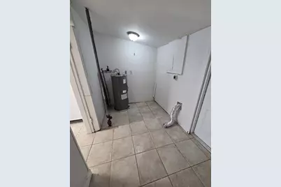 5751 SW 37th St, Davie, FL 33314 - Photo 10