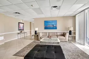 900 NE 18th Ave Unit, Fort Lauderdale, FL 33304 - Photo 14