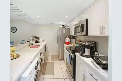 1640 W Golfview Dr, Pembroke Pines, FL 33026 - Photo 20