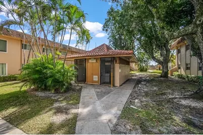 2424 NW 39th Way, Unit #202, Lauderdale Lakes, FL 33311 - Photo 28