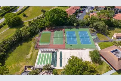 3120  Holiday Springs Blvd, Unit #106, Margate, FL 33063 - Photo 16