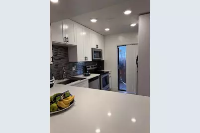 4070  Sierra Terrace, Sunrise, FL 33351 - Photo 8