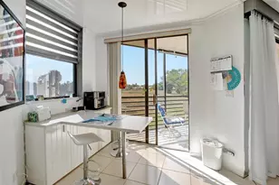 7100 Radice Ct, Lauderhill, FL 33319 - Photo 16