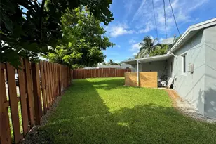 2417 NE 15th Ave, Pompano Beach, FL 33064 - Photo 18