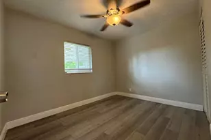 2417 NE 15th Ave, Pompano Beach, FL 33064 - Photo 12