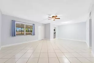 1340 NE 28th Ave, Pompano Beach, FL 33062 - Photo 12
