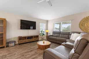 5580 NW Pine Trail Cir, Port Saint Lucie, FL 34983 - Photo 12