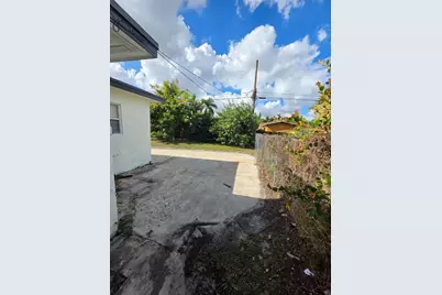 681 SW 29th Ter, Fort Lauderdale, FL 33312 - Photo 24