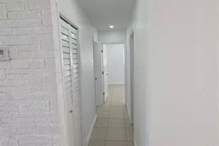 681 SW 29th Terrace, Fort Lauderdale, FL 33312 - Photo 6